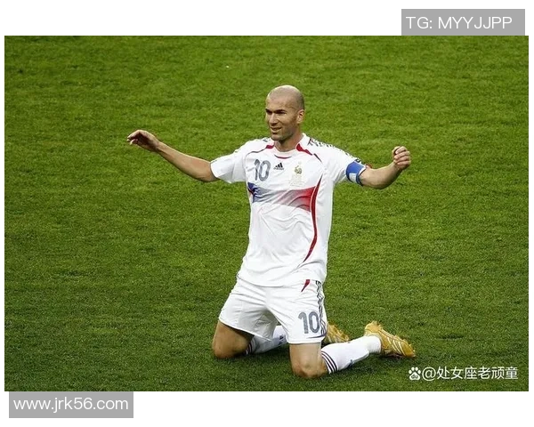 托蒂从青涩少年到足球巨星的传奇成长之路